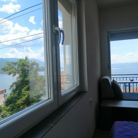 Grey Apartment Ohrid Esterno foto