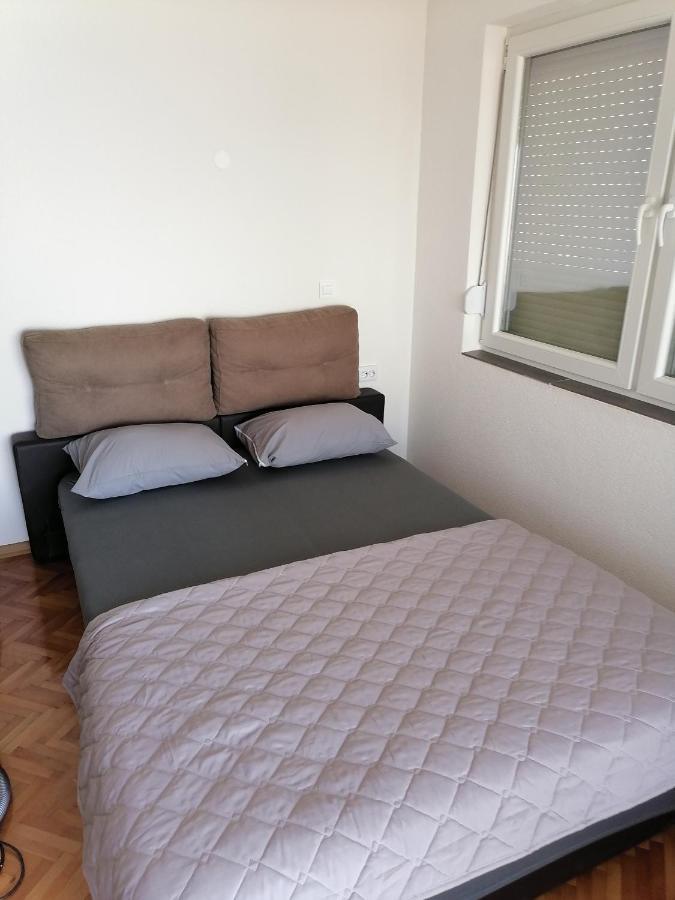 Grey Apartment Ohrid Esterno foto